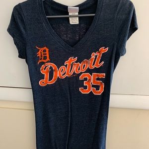 Detroit tigers baseball shirt
